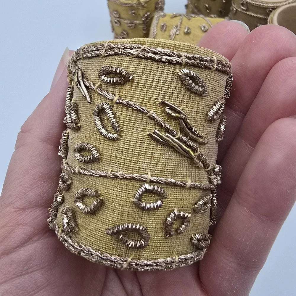 Set‎ (8) Vtg Round Napkin Rings Holders Gold-Tone Cloth Wrapped Bead Jewels